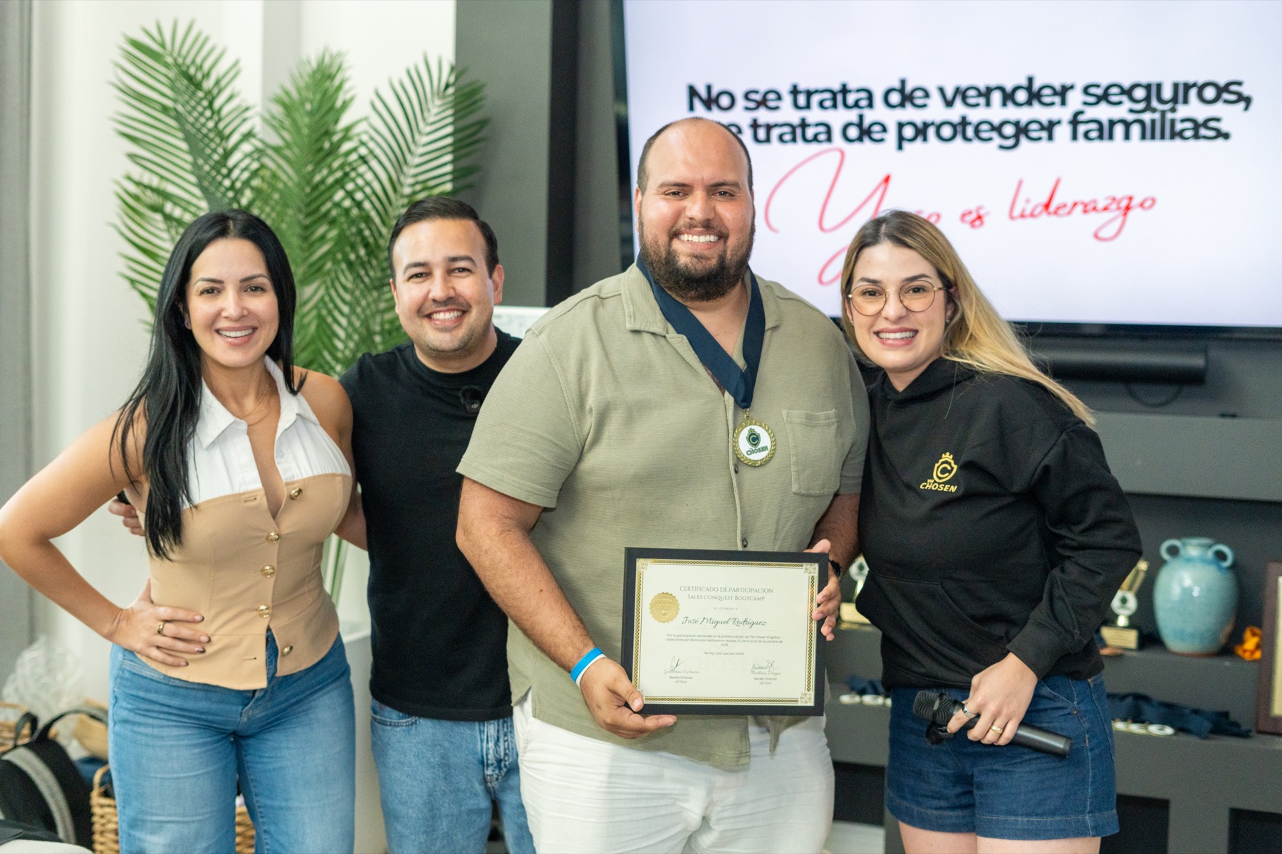 Equipo The Chosen: no se trata de vender seguros, se trata de proteger familias